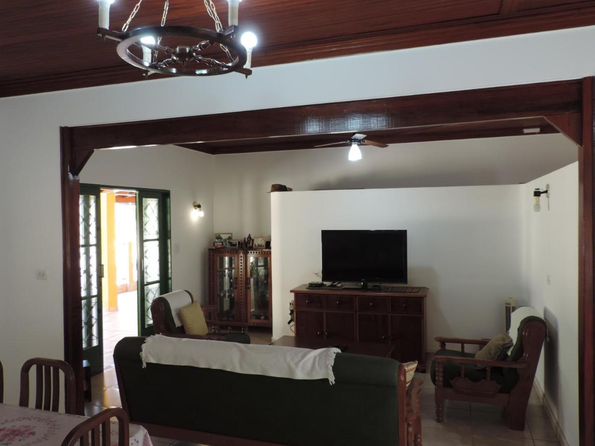 Villa Sitio Sebastiao Pereira à Jambeiro Extérieur photo